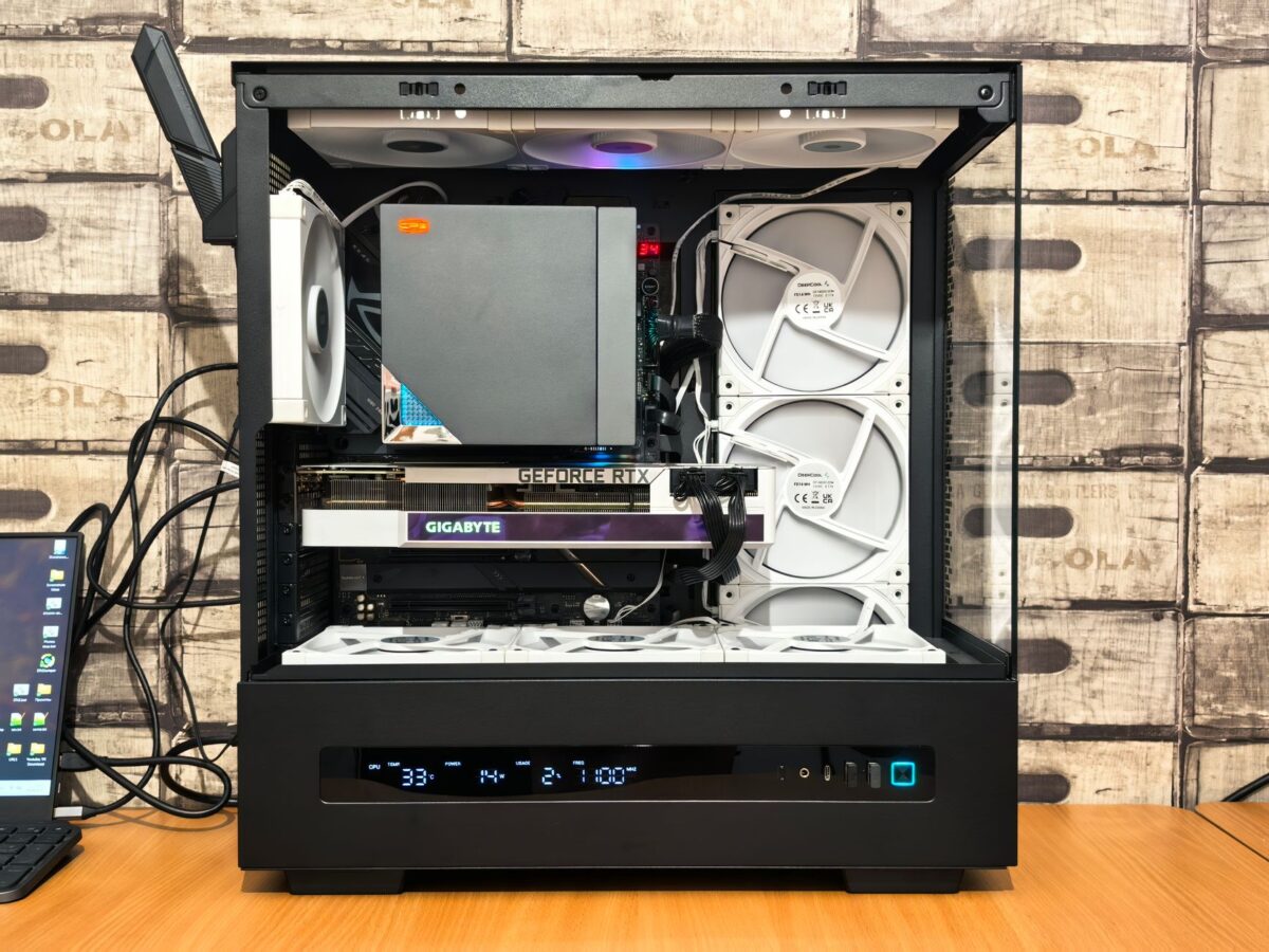 boîtier pc vitré verre trempé apporte